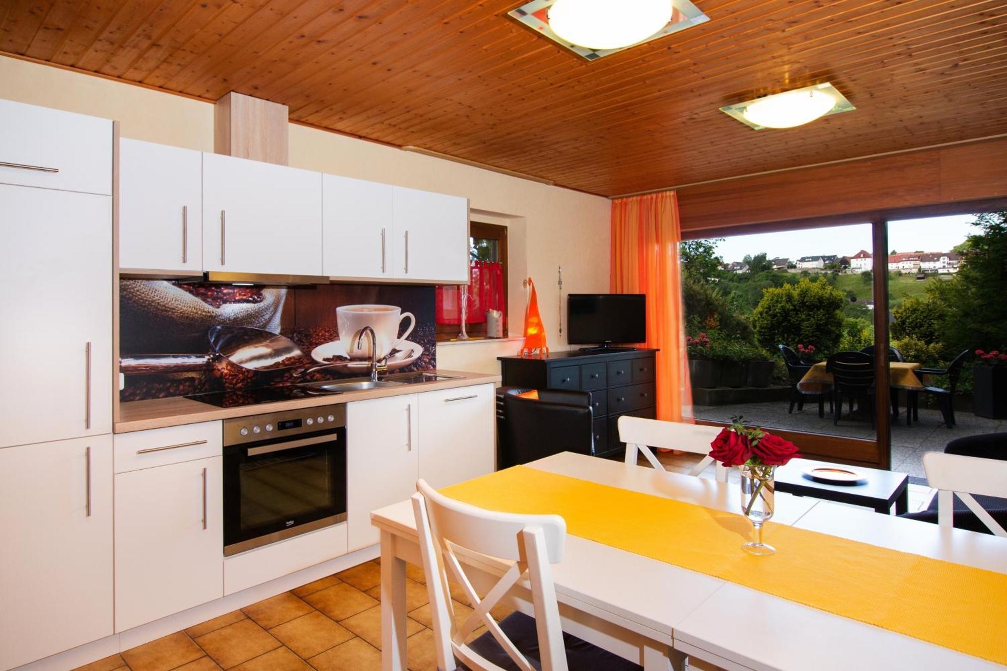Ferienwohnung "Kirchblick" Im Ferienhaus Blumenhain Bad Wünnenberg Extérieur photo